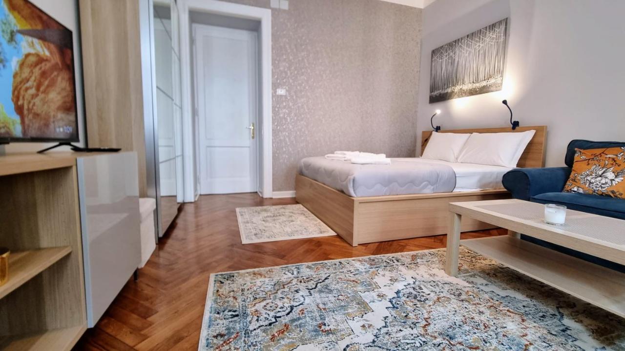 Light Blue Apartment ตรีเอสเต ภายนอก รูปภาพ